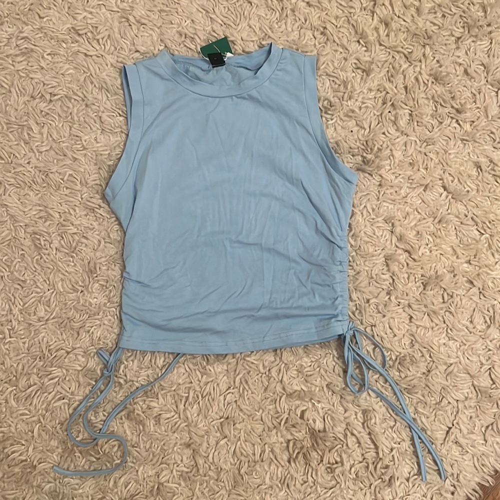 never worn blue shein cropped top